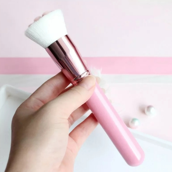 KITTY PAW MAKEUP BRUSH - Picture 3 of 6